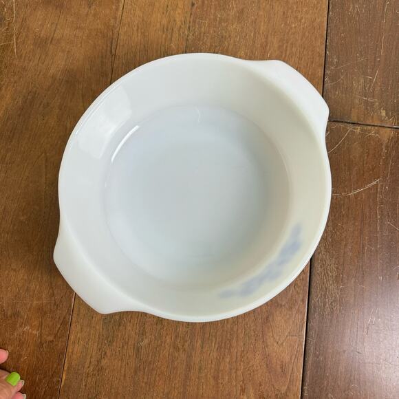 Fire‎ King Anchor Hocking Blue Corn Flower 438 Round 2 Quart Casserole Dish - Picture 2 of 7